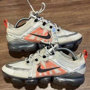 Nike Air VaporMax 2019 Platinum Orange Size 11 AR6631-003